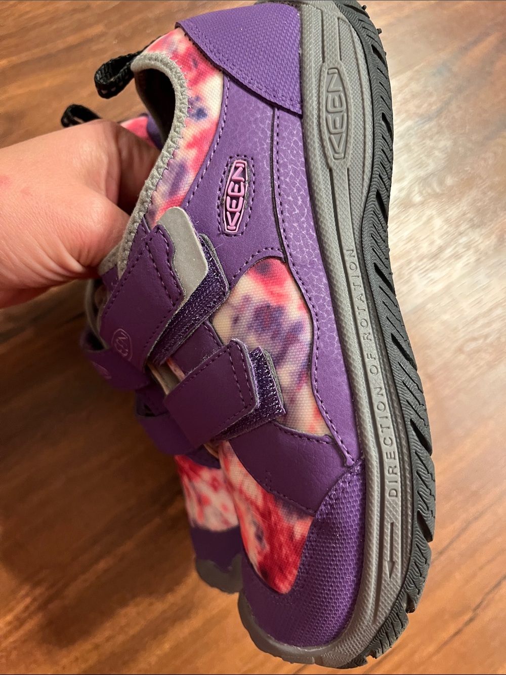 Keen Kids Purple and Pink Tie-Dye Hook-and-Loop Sneakers - girls size 3 - Picture 7 of 9